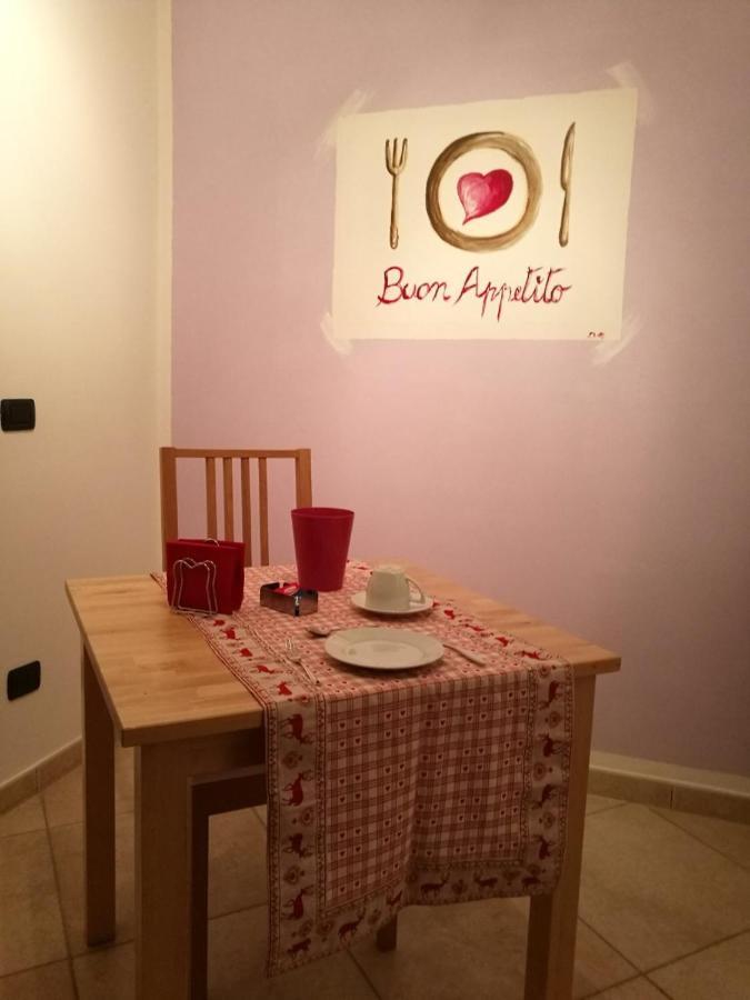 B&B London 2010 Vizzola Ticino Bagian luar foto