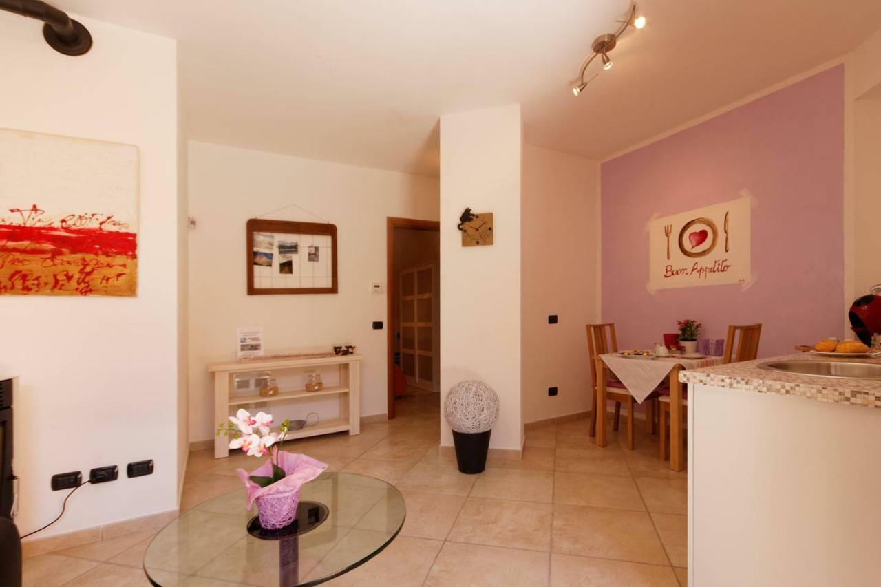 B&B London 2010 Vizzola Ticino Bagian luar foto